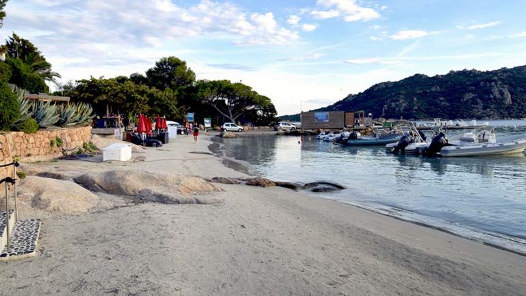 plage santa giulia